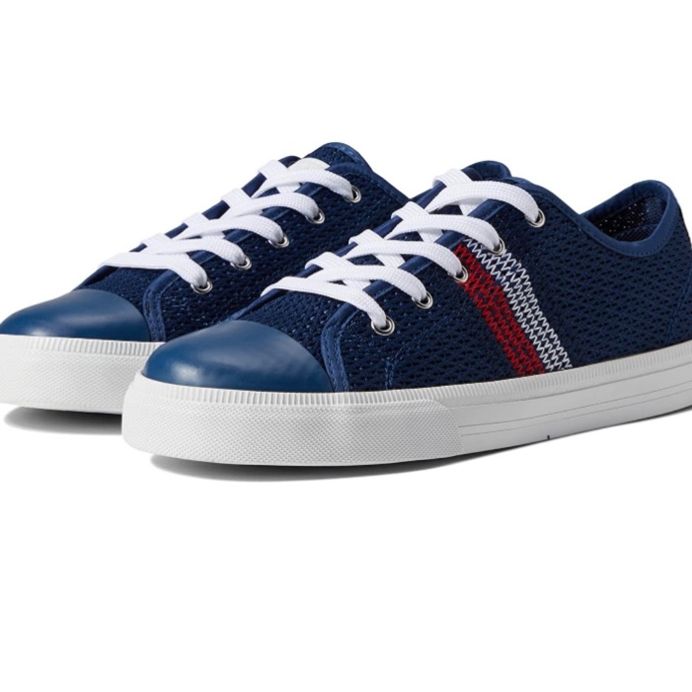 LMT: Tommy Hilfiger Lev Navy Sneakers